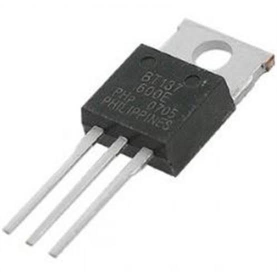 BT137 TRIAC