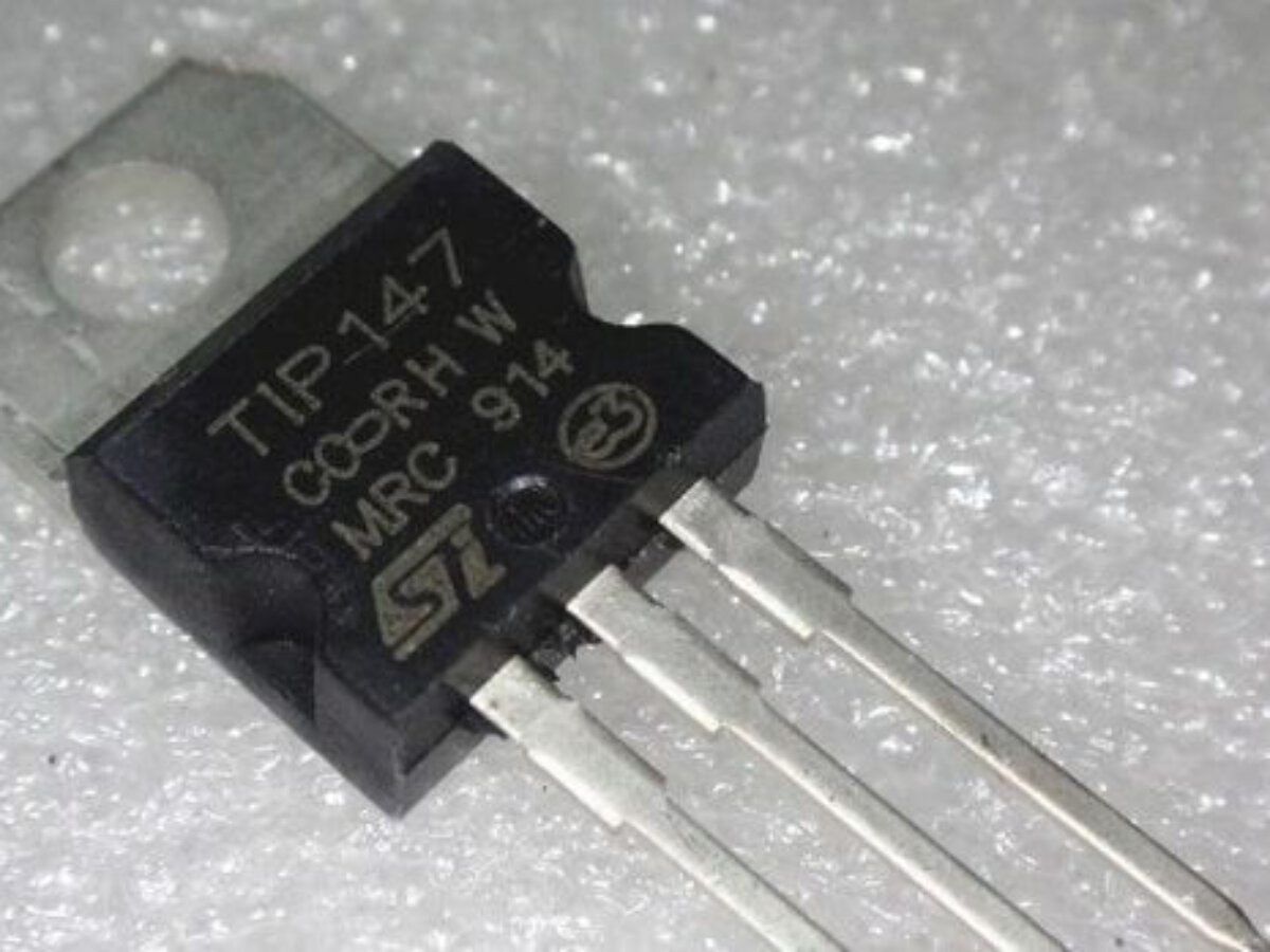 TIP147 Small Transistor
